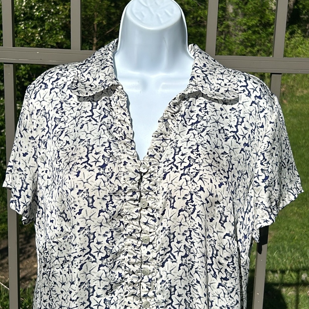 NWT Coldwater Creek Blue & White Floral Village Faire Shirt Size XL 16